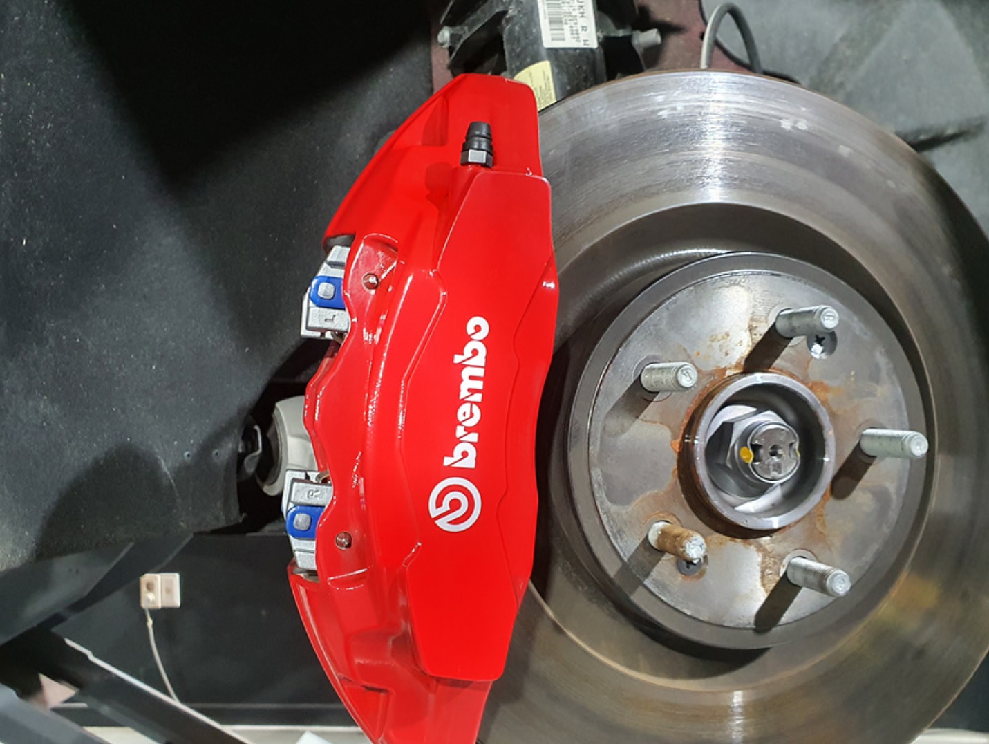 STINGER FRONT PAD REPLACEMENT d4